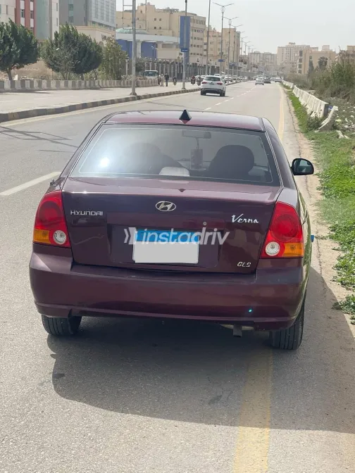 هيونداي فيرنا 2016 أبيض مستعملة للبيع - 3