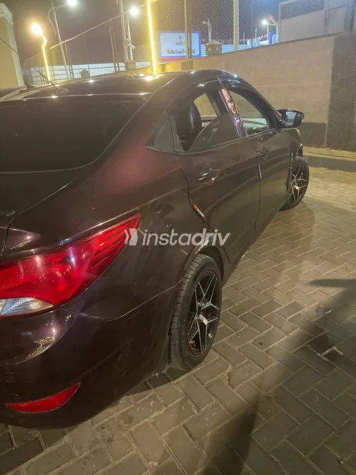 هيونداي اكسنت RB 2023 أبيض مستعملة للبيع - 1