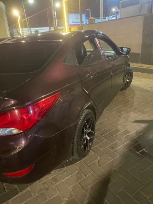 هيونداي اكسنت RB 2023 أبيض مستعملة للبيع