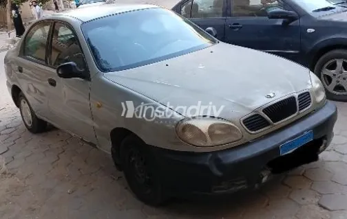 دايو لانوس 1999 ذهبي مستعملة للبيع - 2
