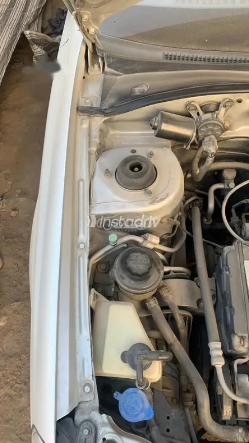 هيونداي فيرنا 2009 فضي مستعملة للبيع - 8