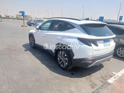 Hyundai Tucson 2021 White Used for Sale - 2