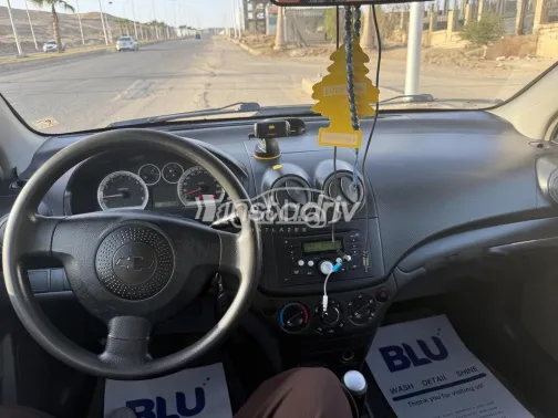 شيفروليه افيو 2017 أبيض مستعملة للبيع - 1