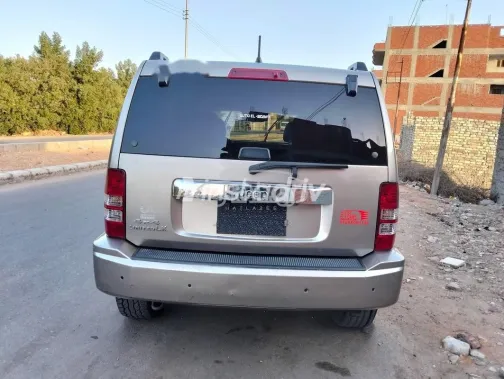 Jeep Cherokee 2013 Gold Used for Sale - 2