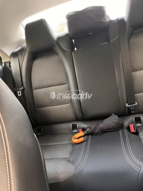 Mercedes CLA 180 2018 White Used for Sale - 4