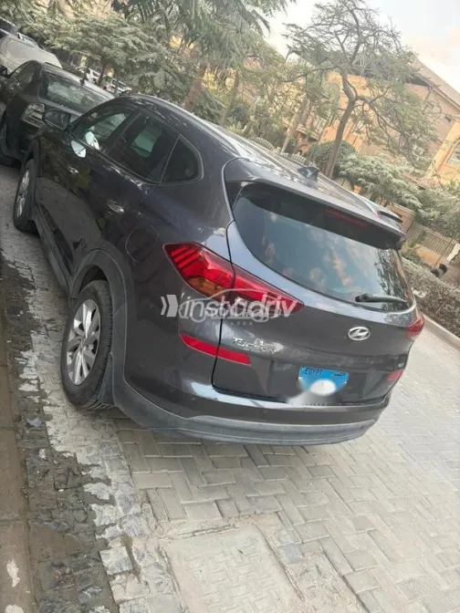 Hyundai Tucson 2020 Dark Gray Used for Sale - 4