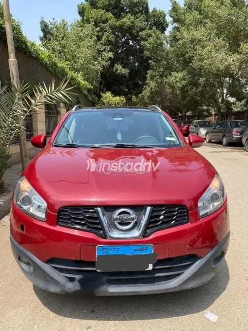 Nissan Qashqai 2014 Dark Red Used for Sale - 1