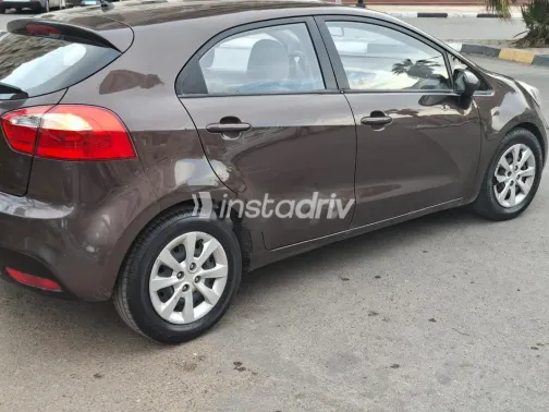 كيا ريو 2015 بني مستعملة للبيع - 10