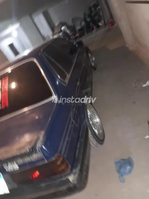 بي ام دبليو 318 1987 أزرق غامق مستعملة للبيع - 7