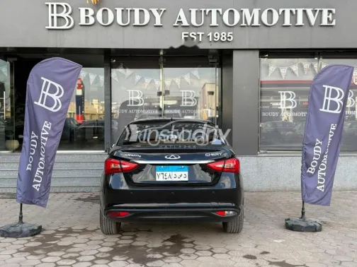 Chery Arrizo 5 2025 White Used for Sale - 2