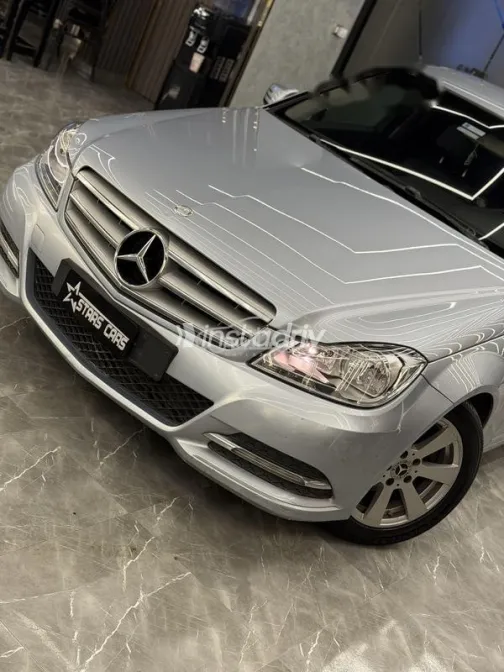 مرسيدس C 180 2013 فضي مستعملة للبيع - 4