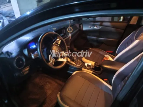 كيا سيراتو 2021 أسود مستعملة للبيع - 7