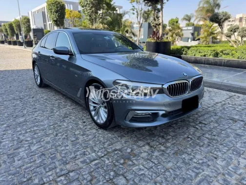 بي ام دبليو 520 2018 رمادي مستعملة للبيع - 5