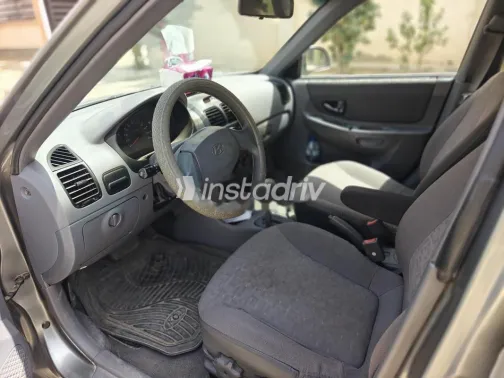 Hyundai Verna 2016 White Used for Sale - 4