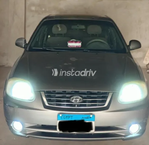 Hyundai Verna 2016 White Used for Sale - 6