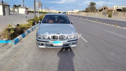 بي ام دبليو 525 1999 فضي مستعملة للبيع - 2