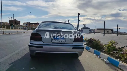 بي ام دبليو 525 1999 فضي مستعملة للبيع - 5