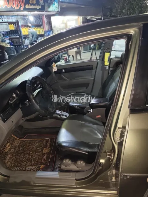 شيفروليه أوبترا 2006 زيتي مستعملة للبيع - 6