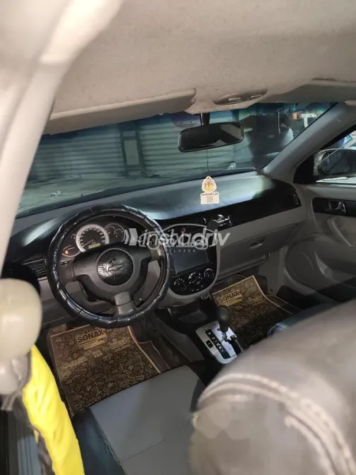 شيفروليه أوبترا 2006 زيتي مستعملة للبيع - 8