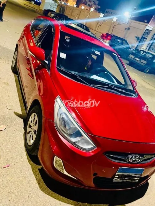 Hyundai Accent RB 2017 Dark Red Used for Sale - 1