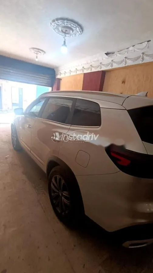 شيرى 8  تيجو 2025 فضي مستعملة للبيع - 3