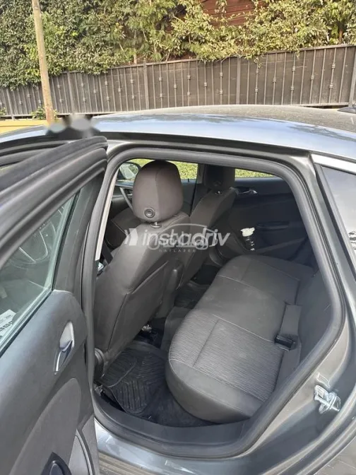 اوبل أسترا 2020 رمادي غامق مستعملة للبيع - 7