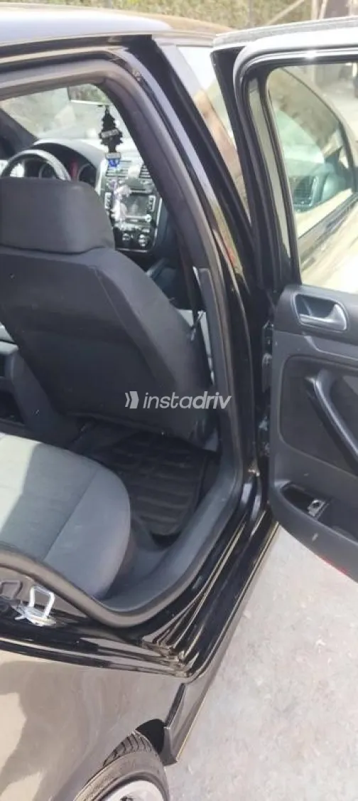 فولكس فاغن جولف 5 2005 أسود مستعملة للبيع - 6