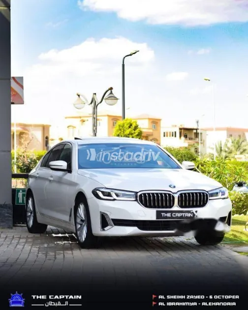 بي ام دبليو 520 2023 أبيض مستعملة للبيع - 1
