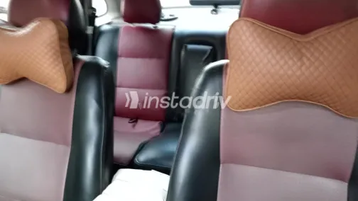 اوبل فيكترا 2001 فضي مستعملة للبيع - 10