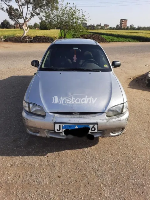 Hyundai Accent 1999 Silver Used for Sale - 3