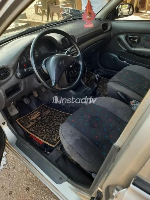 Hyundai Accent 1999 Silver Used for Sale - 8