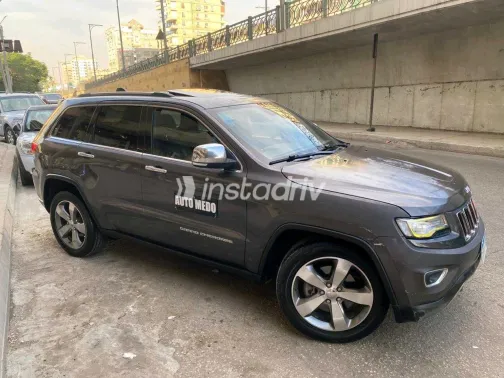 جيب جراند شيروكي 2014 أبيض مستعملة للبيع - 6