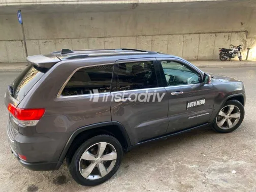 جيب جراند شيروكي 2014 أبيض مستعملة للبيع - 10