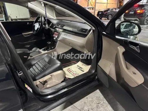 فولكس فاغن باسات 2007 أبيض مستعملة للبيع - 4