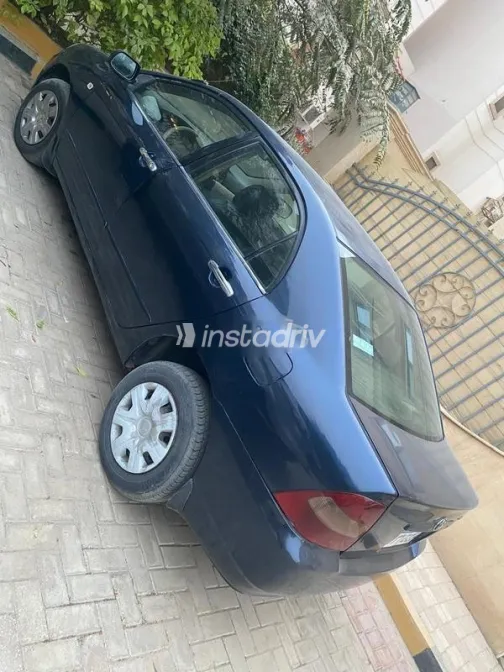 Toyota Corolla 2004 White Used for Sale - 2