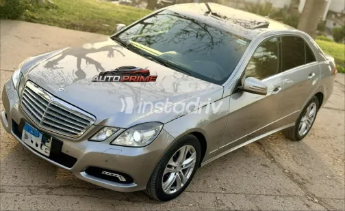 مرسيدس E 300 2010 رمادي مستعملة للبيع - 2