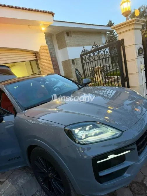 Porsche Cayenne S 2025 Gray Used for Sale - 1