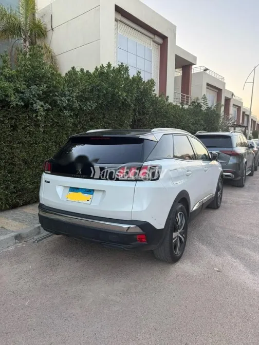 Peugeot 3008 2021 White Used for Sale - 2