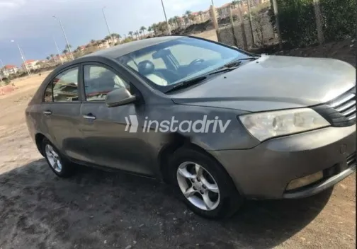 جيلي EC7 2013 رمادي مستعملة للبيع - 1