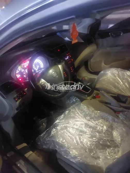 نيسان سنترا 2019 أبيض مستعملة للبيع - 5