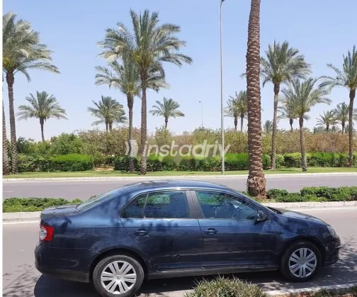 Volkswagen Jetta 2006 Blue Used for Sale - 8