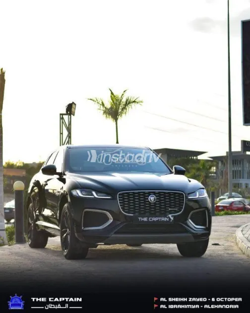 جاكوار اف بيس 2023 أسود مستعملة للبيع - 1
