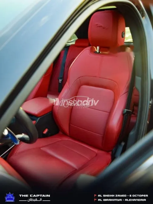 جاكوار اف بيس 2023 أسود مستعملة للبيع - 4