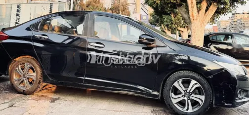 هوندا سيتى 2016 أسود مستعملة للبيع - 4