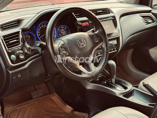 هوندا سيتى 2016 أسود مستعملة للبيع - 5