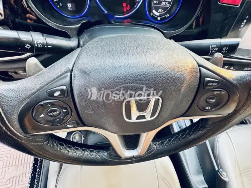 هوندا سيتى 2016 أسود مستعملة للبيع - 7