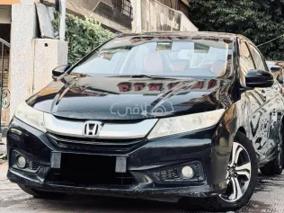 هوندا سيتى 2016 أسود مستعملة للبيع