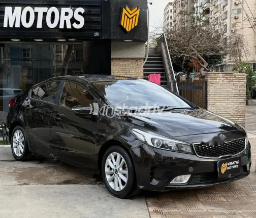 Kia Cerato 2018 Brown Used for Sale - 6