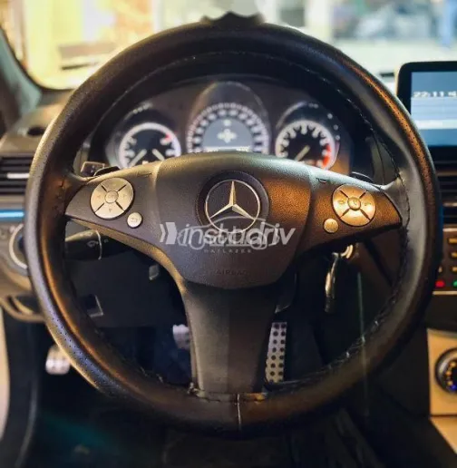 Mercedes C 300 2010 Silver Used for Sale - 4