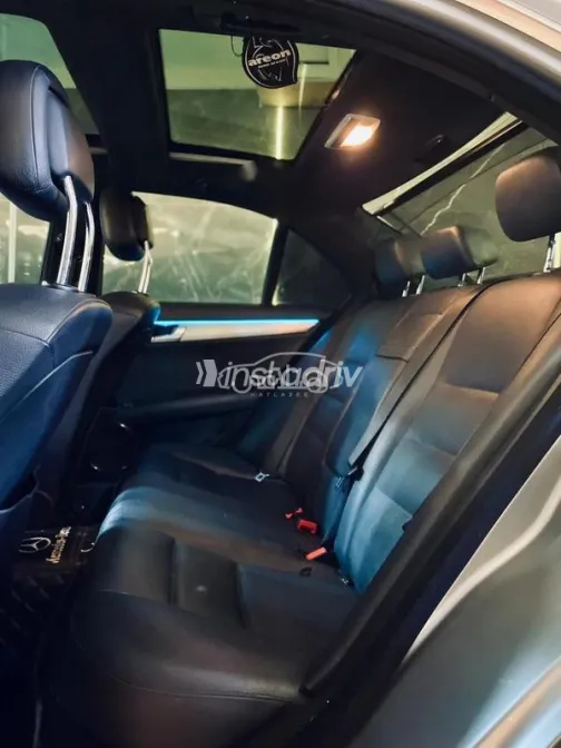 Mercedes C 300 2010 Silver Used for Sale - 10